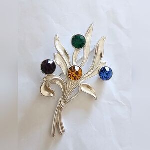 Brilliant leaf bouquet with colorful faceted rhinestones brooch luxury granny